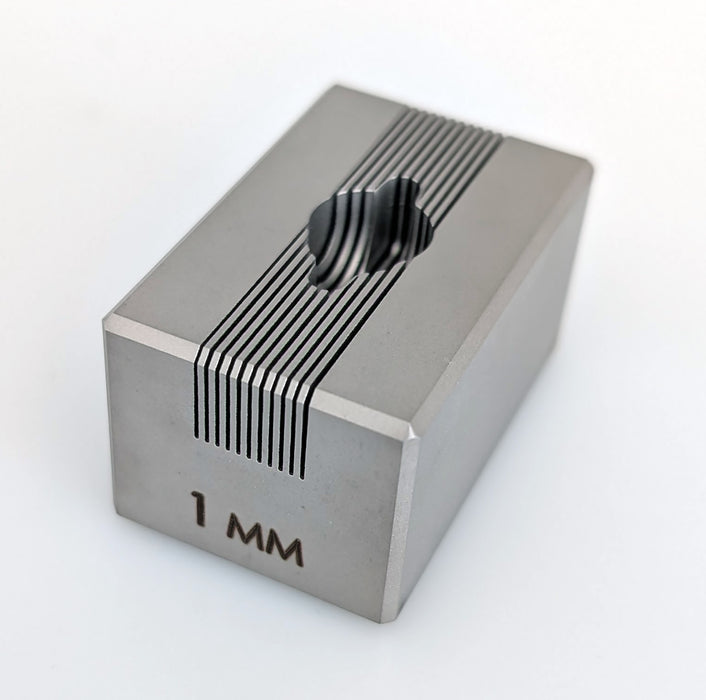 Brain Small Sagittal Matrix - 1mm Steel